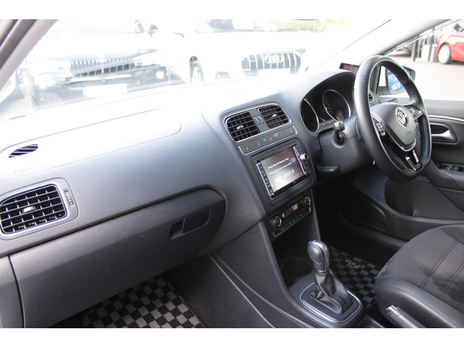 2018 Volkswagen Polo - image 20