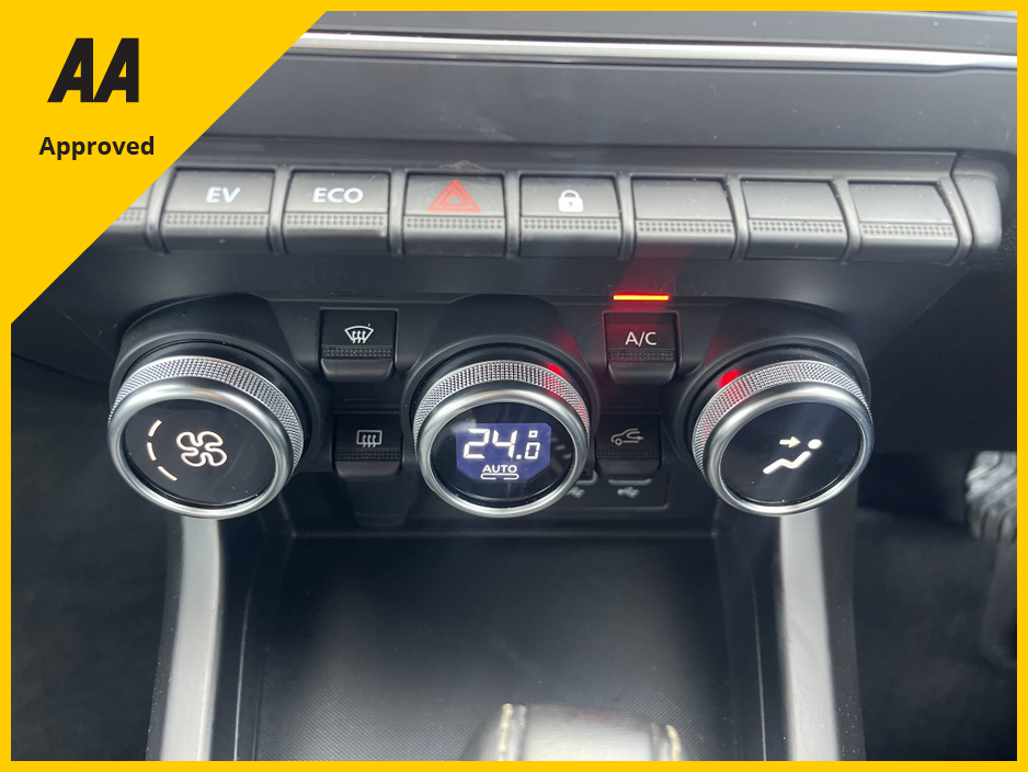 2022 Renault Arkana Auto ICONIC E-TECH PHEV FREE DELIVERY €19,750