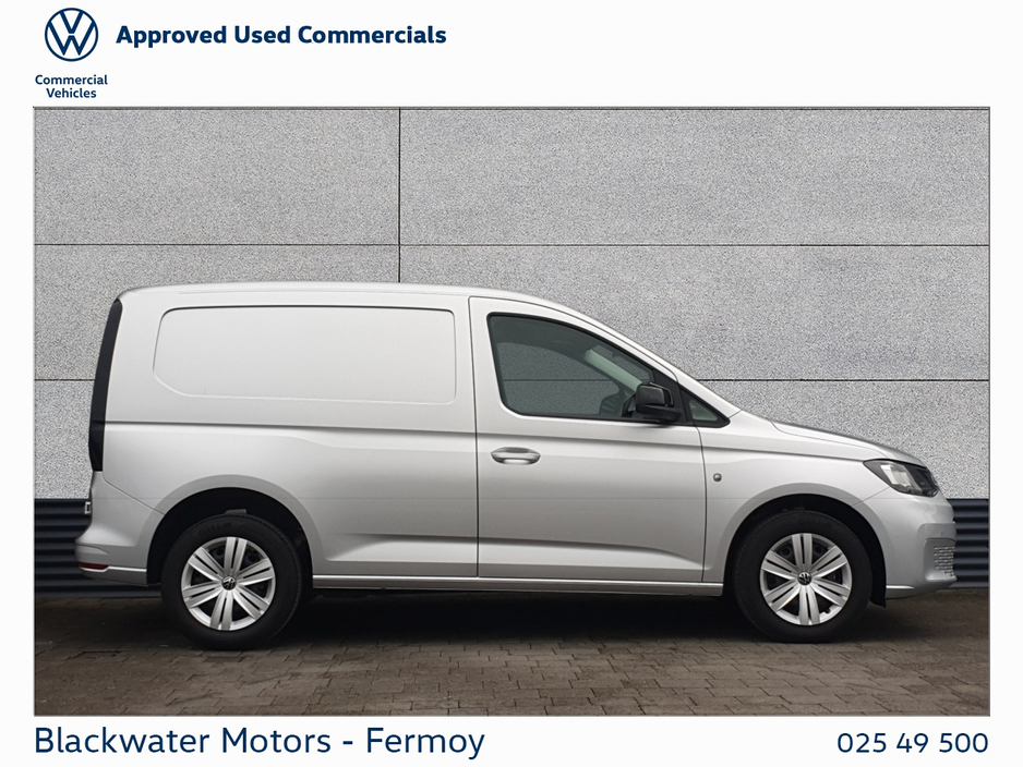 2024 Volkswagen Caddy - image 11