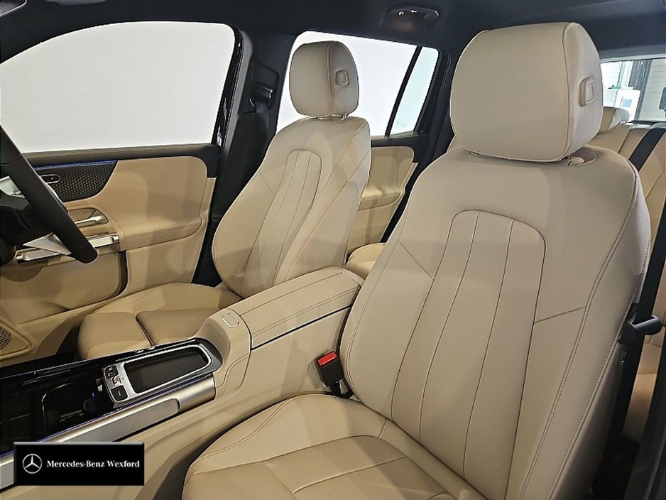 2026 Mercedes-Benz GLB 200D - Progressive 5 seats €66,535