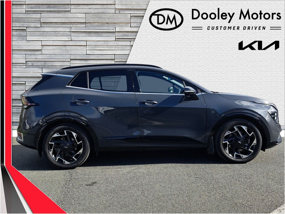 2022 Kia Sportage - image 8