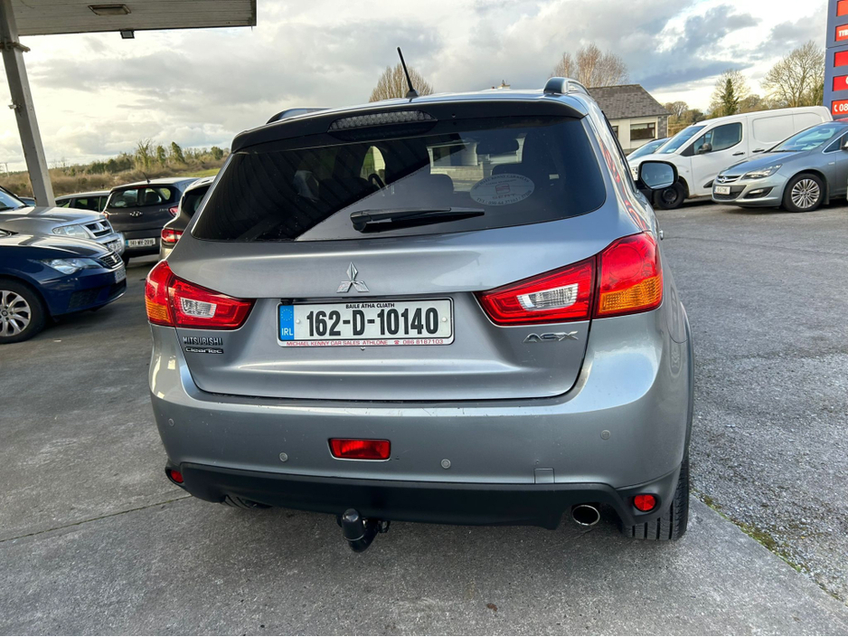 2016 Mitsubishi ASX - image 3