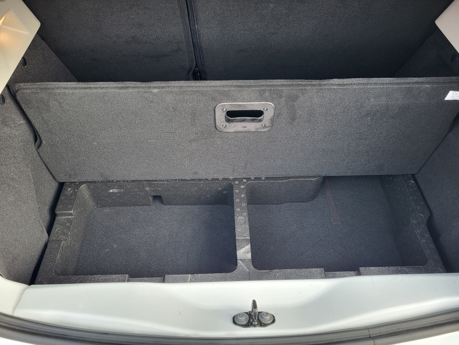 2022 Renault Zoe Iconic Rapid Charge 50Kwh R135, Long Range, Full Renault History €14,950