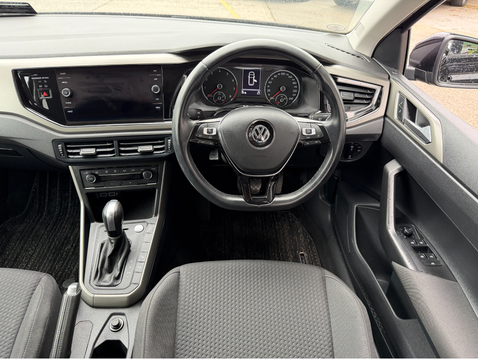 2020 Volkswagen Polo - image 14