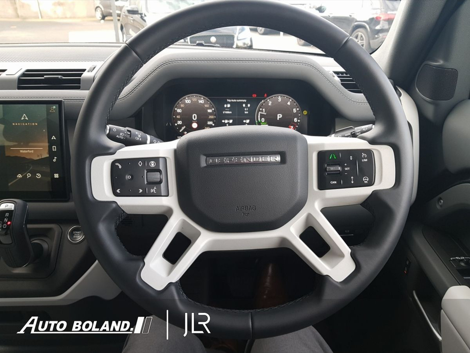 2025 Land Rover Defender - image 12