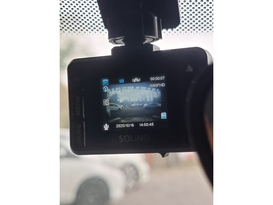 2014 MINI Hatch - image 20