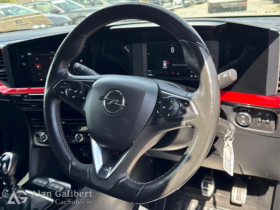 2023 Opel Mokka - image 12
