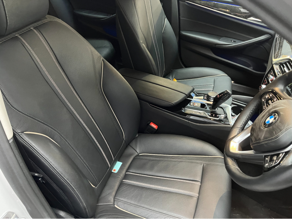 2017 BMW 5 Series €22950 2017 BMW 530E LUXURY IPERFORMANCE 2.0 AUTOMATIC / CRUISE CONTROL / 360° CAMERA / ELECTRIC MEMORY & HEATED SEATS / HEATED REAR SEATS / AMBIENT LIGHTS €22,950