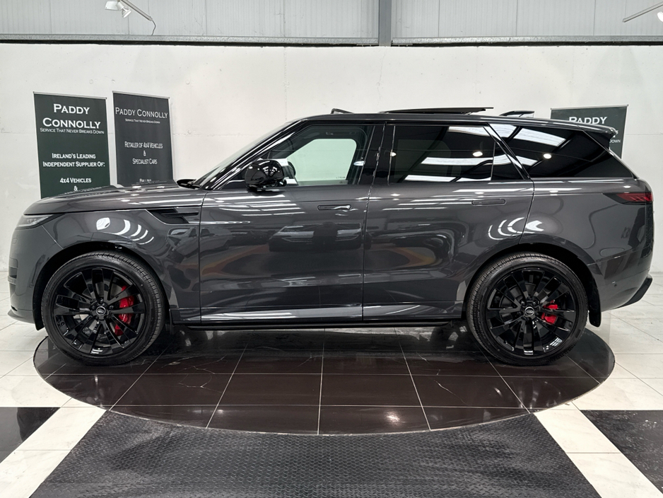2026 Land Rover Range Rover Sport - image 9