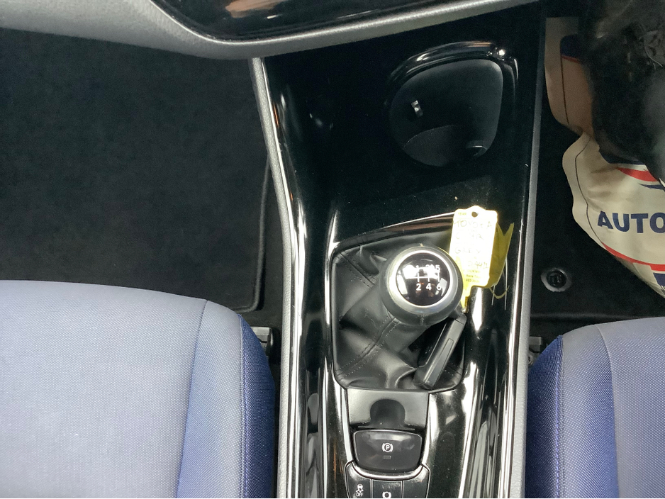 2018 Toyota C-HR 1.2T LUNA SPORT 4DR NOW SOLD…….