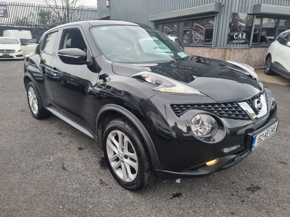 2015 Nissan Juke - image 2