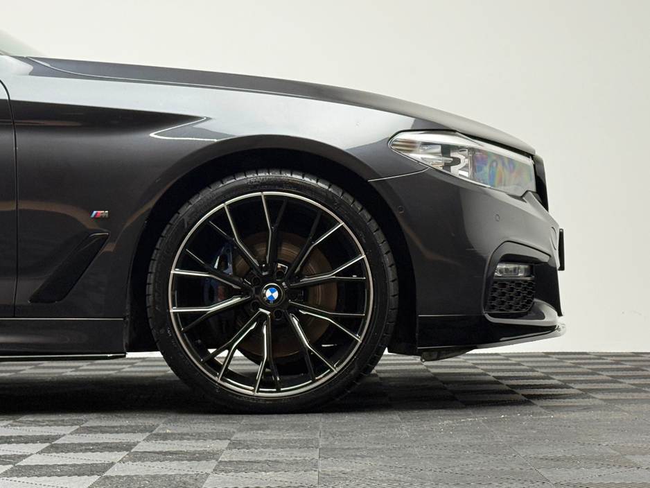 2018 BMW 5 Series 530E M SPORT €24,990