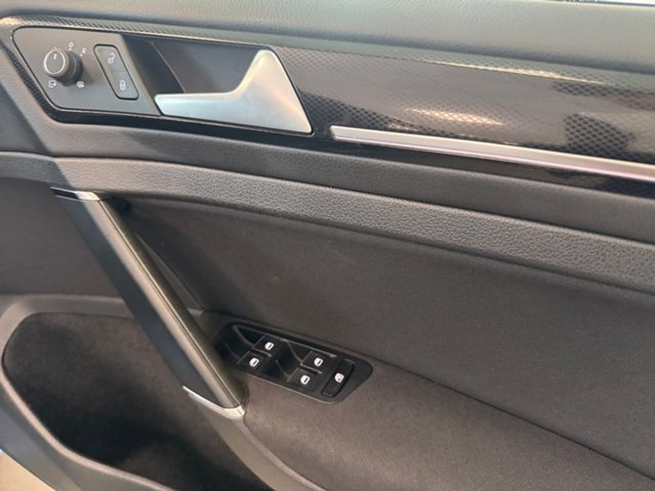 2015 Volkswagen Golf 1.4 TSI DSG 5DR 150HP Highline €12,750