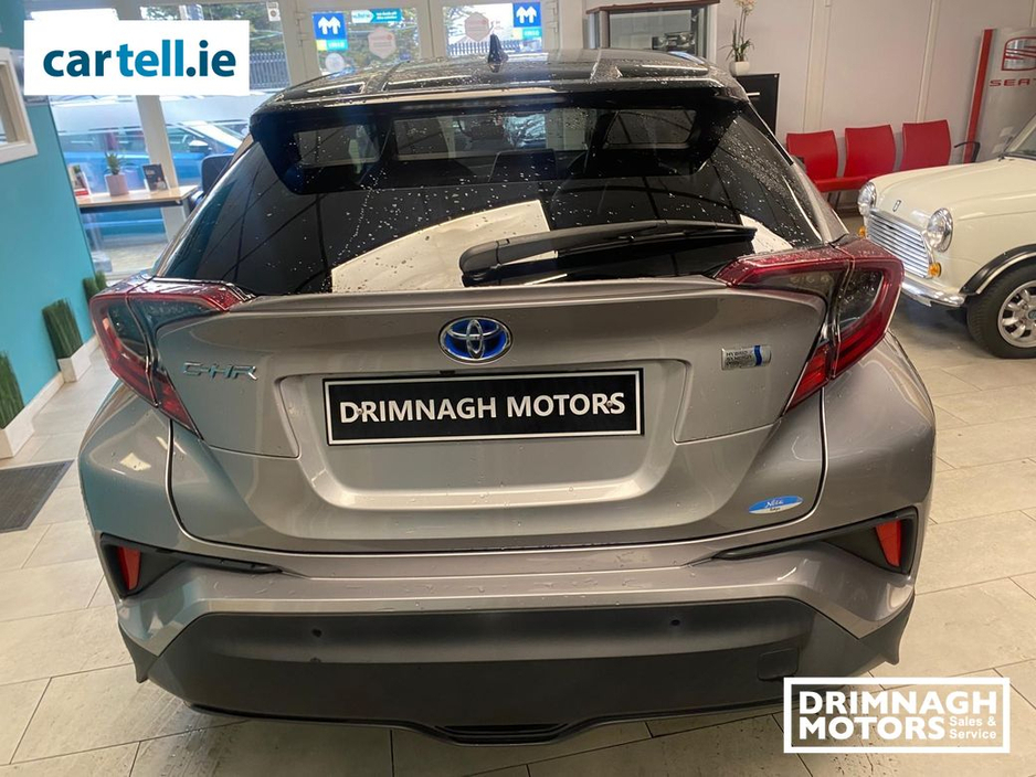 2018 Toyota C-HR - image 6