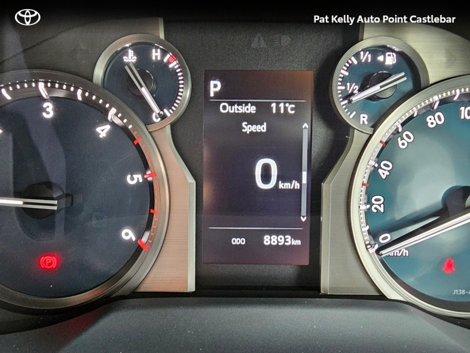 2023 Toyota Landcruiser - image 13