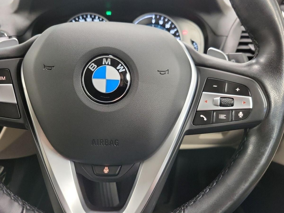 2021 BMW X3 - image 18