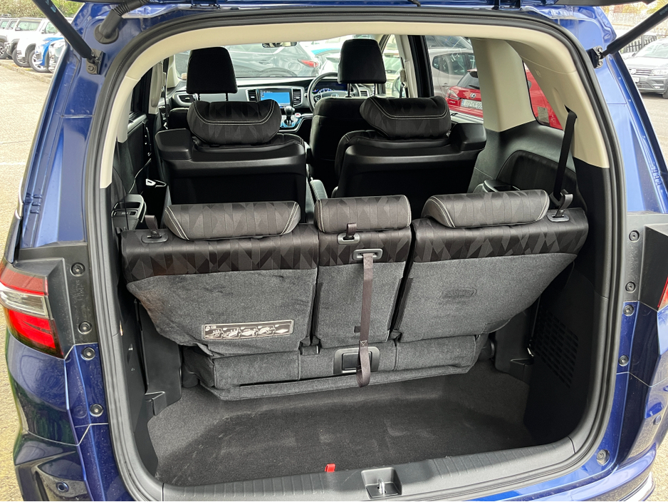 2019 Honda Odyssey - image 8