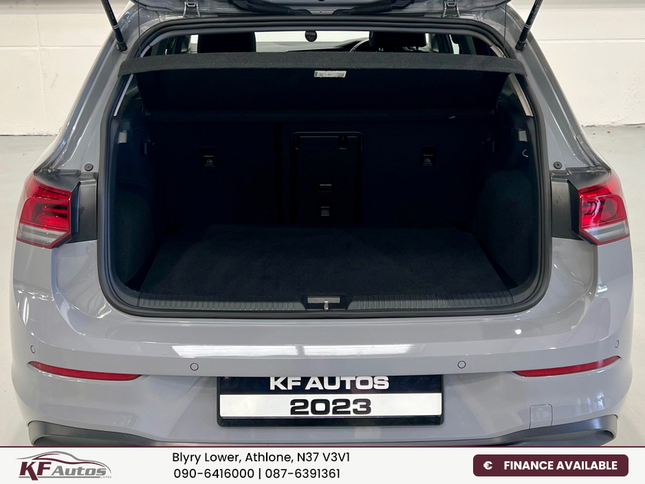 2023 Volkswagen Golf Life 2.0TDI 115bhp 5dr Auto - 232 Reg €29,995