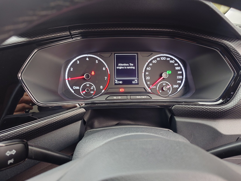 2020 Volkswagen T-Cross - image 12