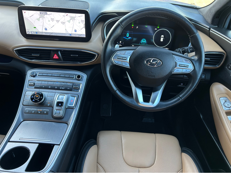 2022 Hyundai Santa Fe - image 8