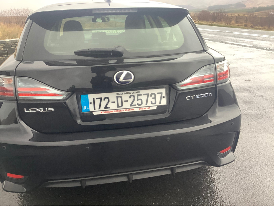 2017 Lexus CT 200 h - image 26