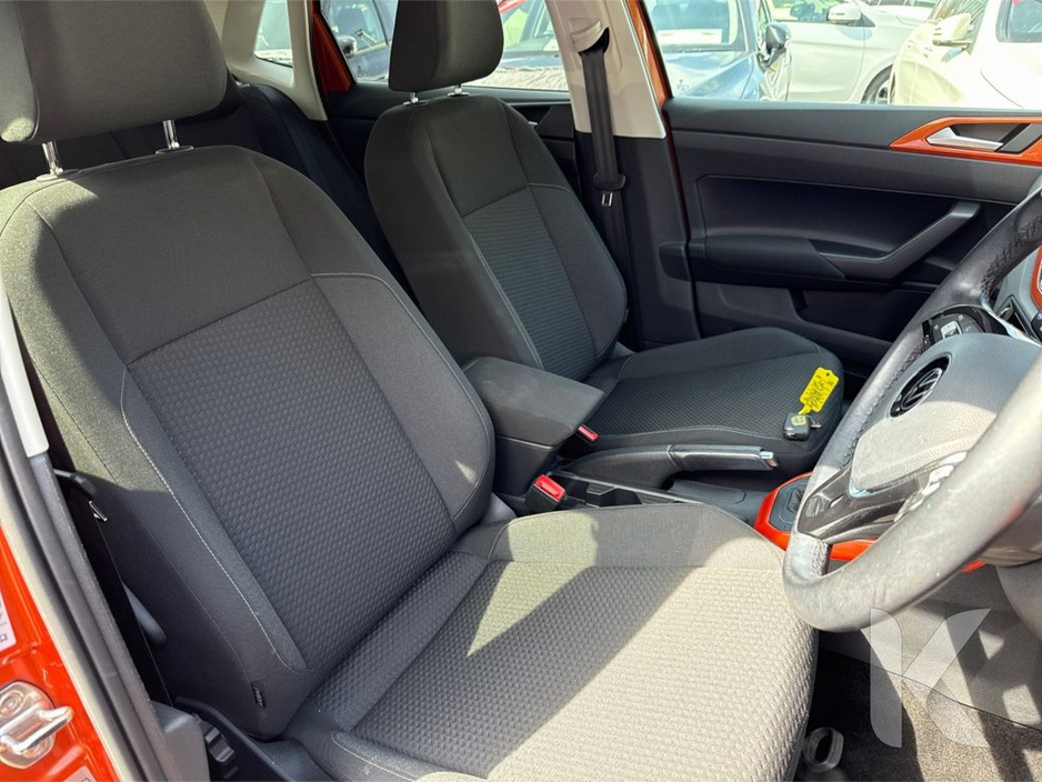 2022 Volkswagen Polo - image 24