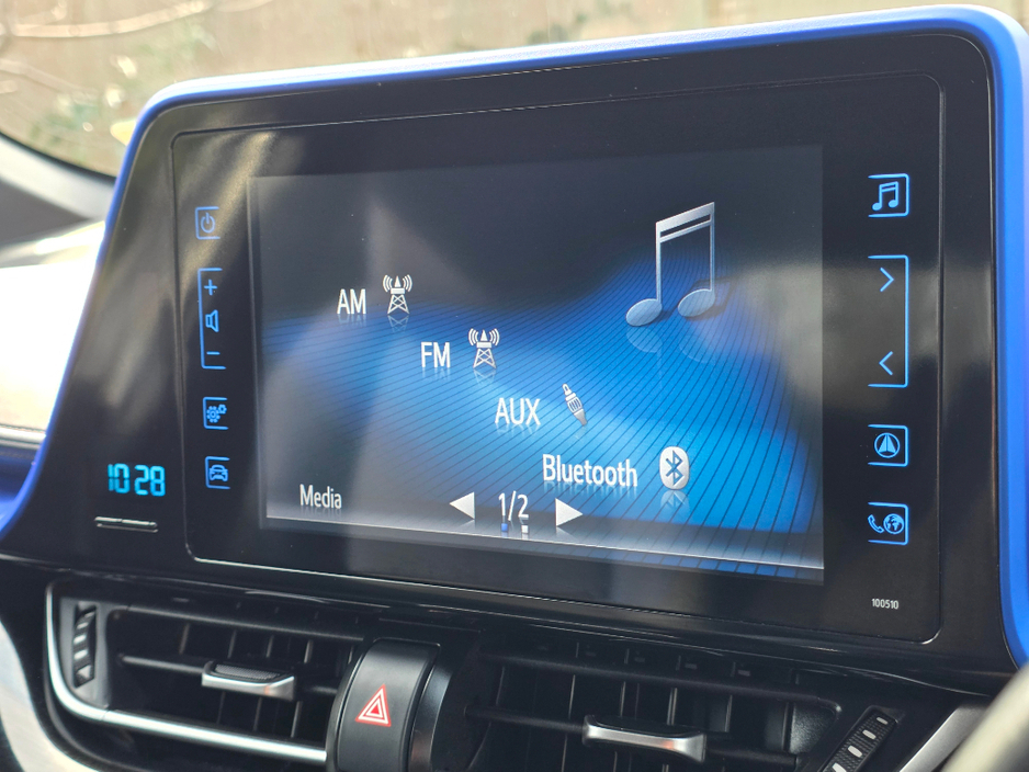 2019 Toyota C-HR - image 19