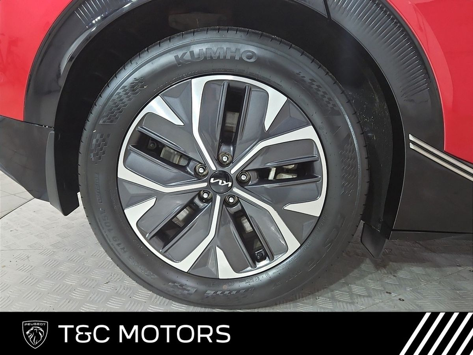 2023 Kia EV6 - image 16