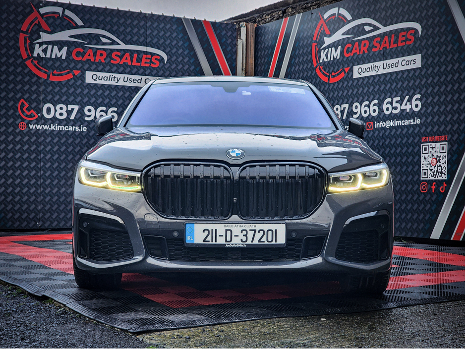 2021 BMW 7 Series M745e plug-in hybrid €49,950