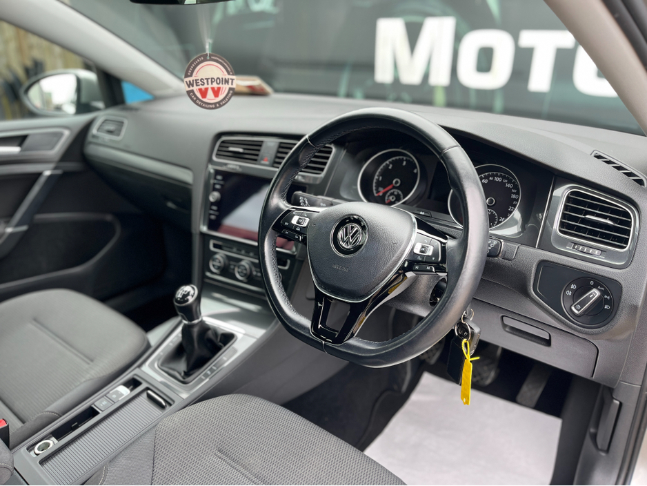 2018 Volkswagen Golf - image 7