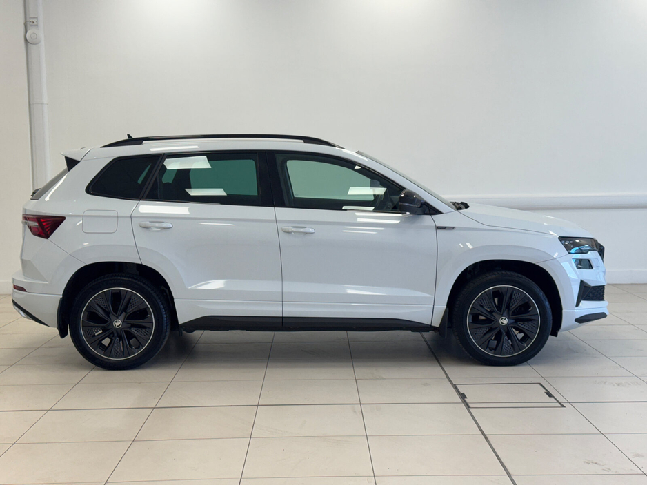 2023 Skoda Karoq - image 3