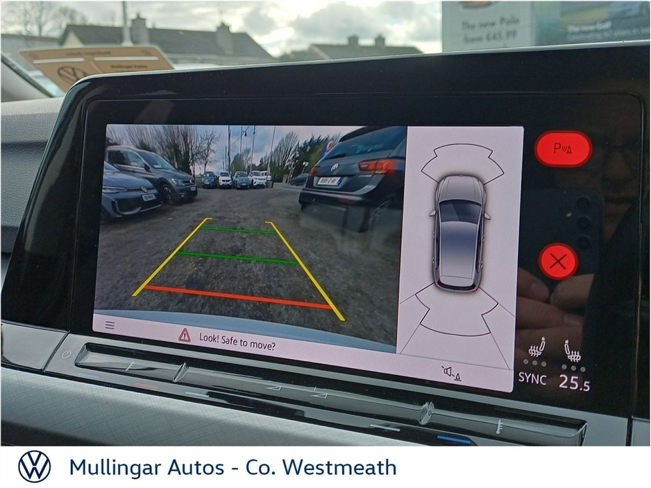 2024 Volkswagen Golf - image 17