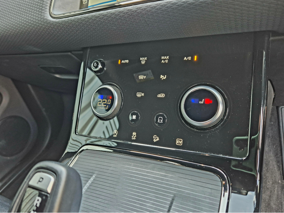 2021 Land Rover Range Rover Evoque - image 21