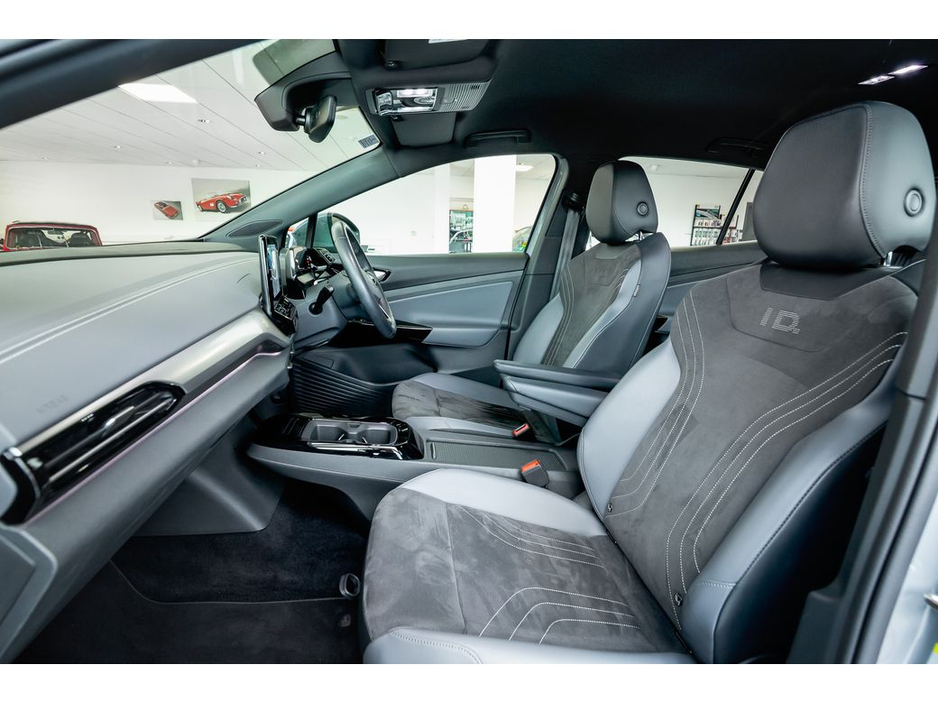 2023 Volkswagen ID.4 - image 20