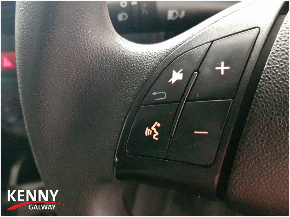 2021 Fiat Doblo - image 18