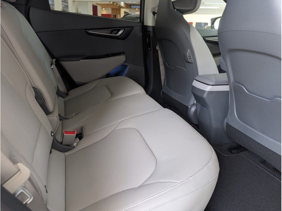 2026 Kia EV6 - image 7