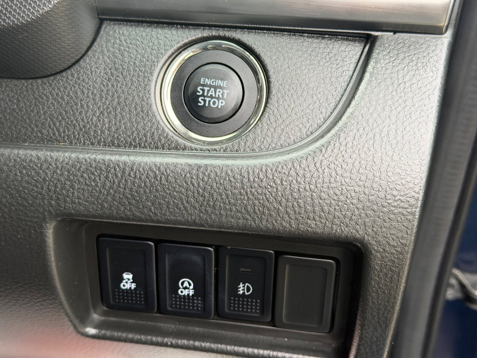 2015 Suzuki Swift - image 14