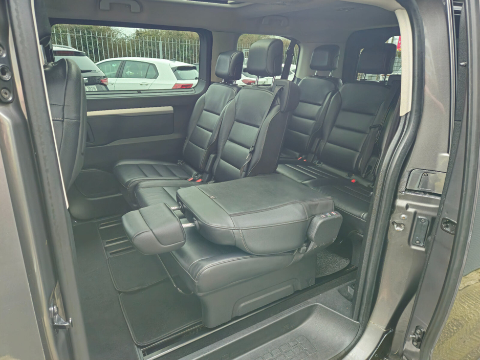 2019 Peugeot Expert  €29,950