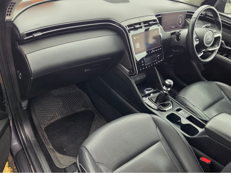 2022 Hyundai Tucson - image 5