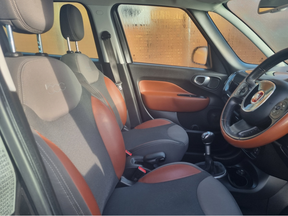 2014 Fiat 500 - image 10