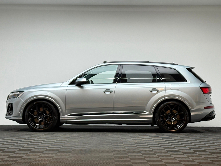 2024 Audi Q7 - image 4