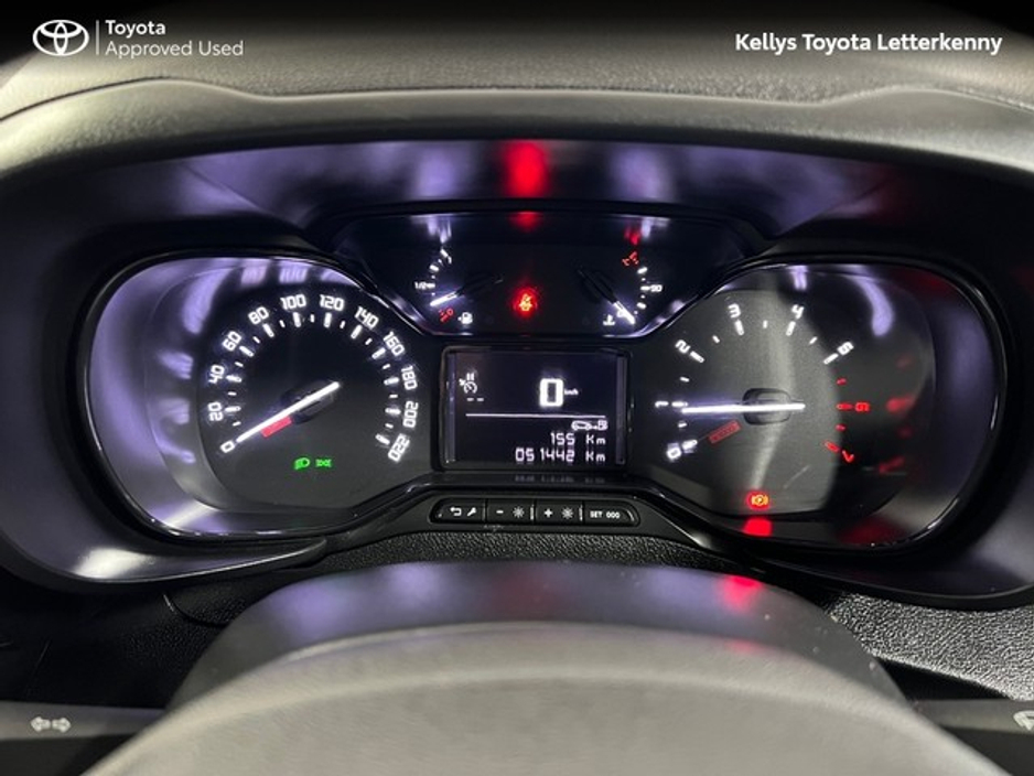 2023 Toyota Proace City - image 11