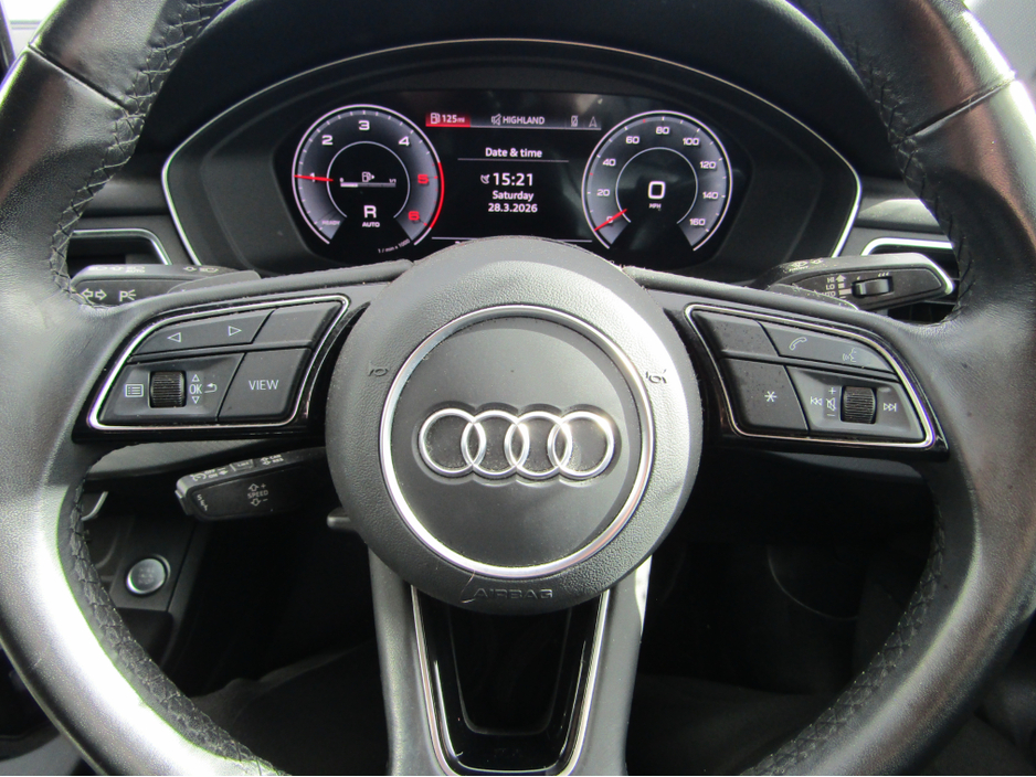 2022 Audi A4 - image 8