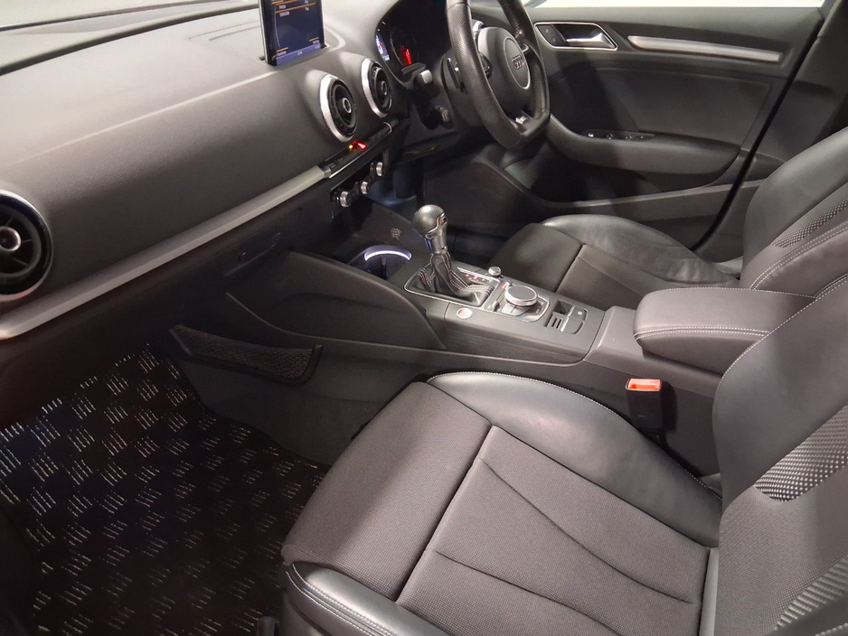 2015 Audi A3 - image 7