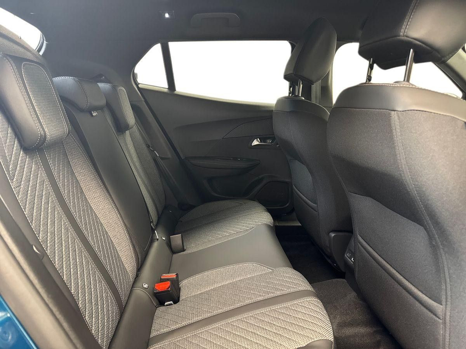 2026 Peugeot 2008 - image 10