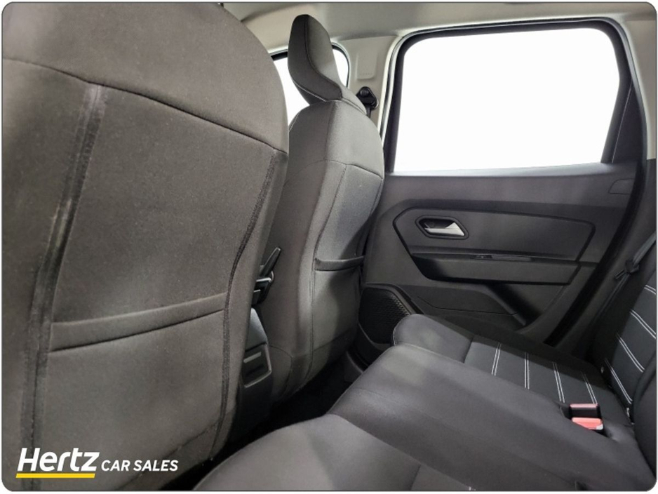 2023 Dacia Duster - image 13