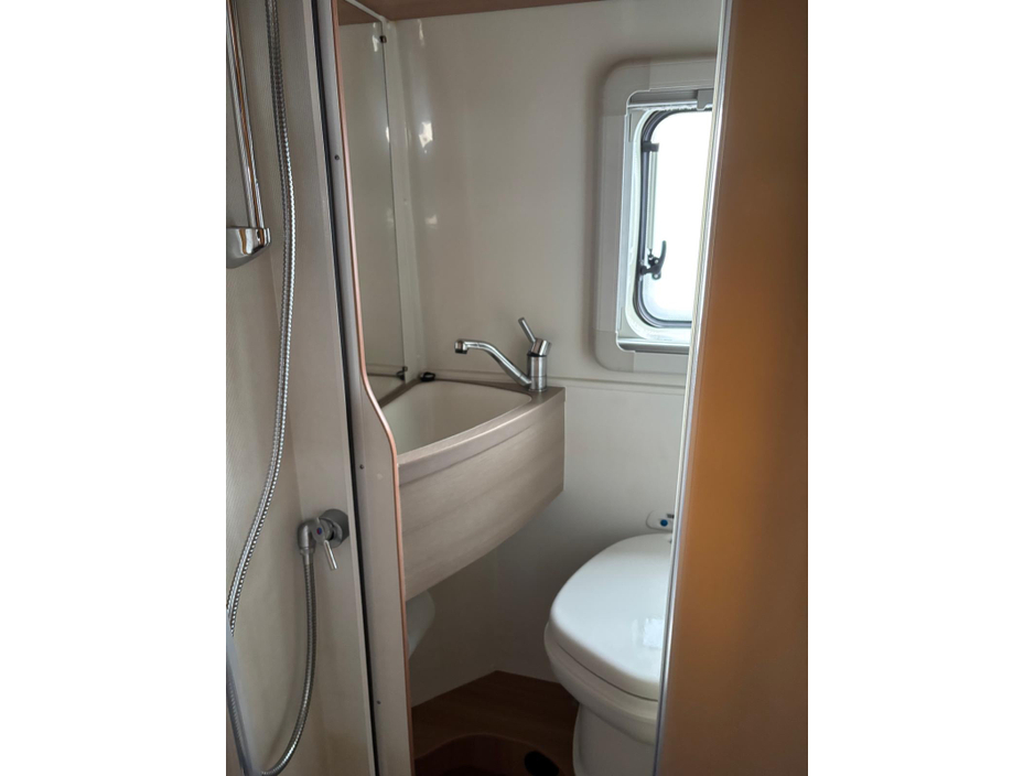 2016 Knaus Tourer Van BOXSTAR 540  2 BERTH  COMPACT VAN TYPE CAMPER  TOILET SHOWER €58,950