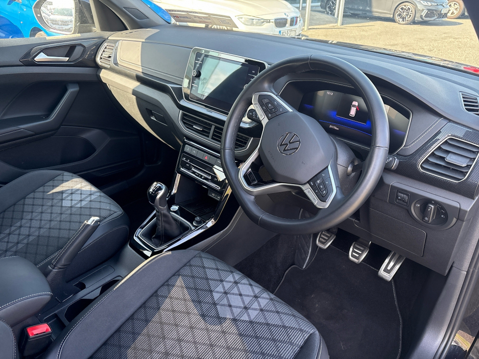 2025 Volkswagen T-Cross - image 6