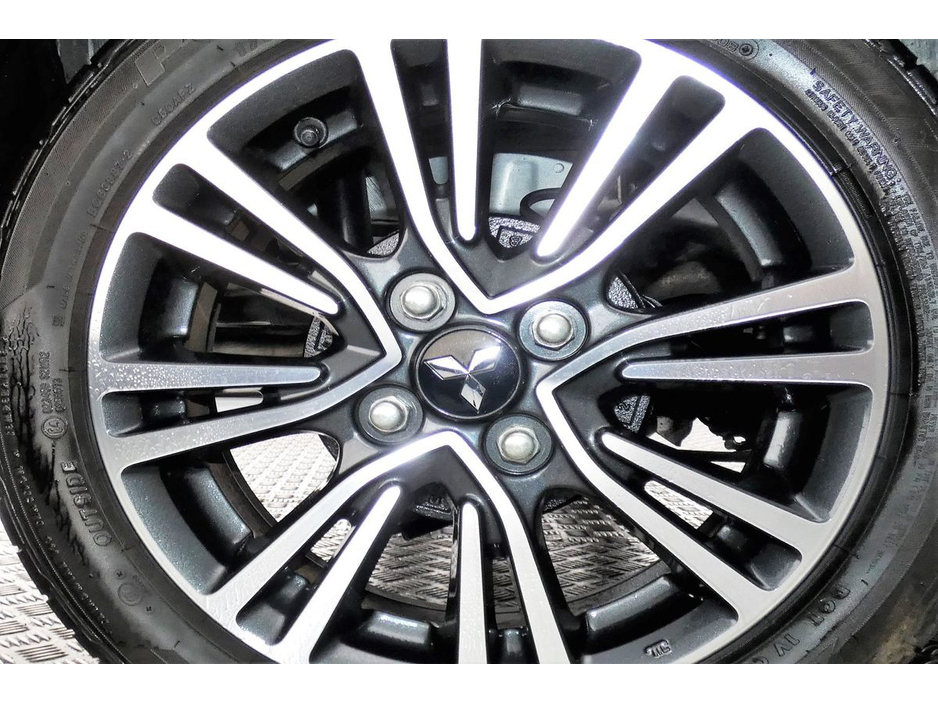 2019 Mitsubishi Mirage - image 17