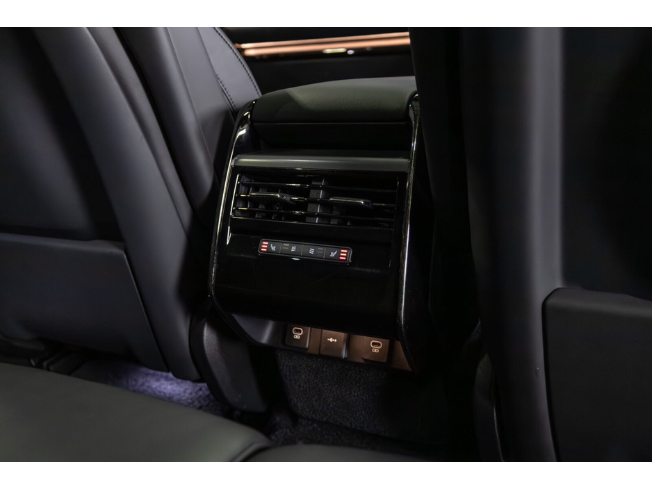 2023 Land Rover Range Rover Sport - image 15